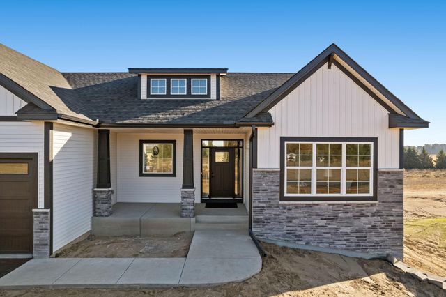 21207 Tippecanoe Street NE, East Bethel, MN 55011