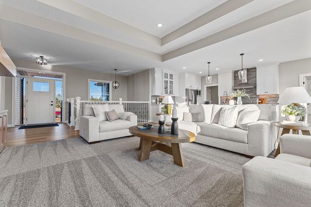 21207 Tippecanoe Street NE, East Bethel, MN 55011