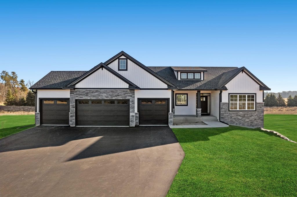 21207 Tippecanoe Street NE, East Bethel, MN 55011