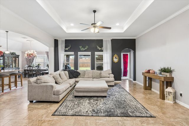 124 Camouflage Circle, Willow Park, TX 76008