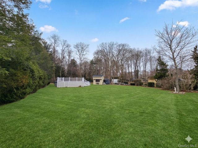 142 Jamaica Avenue, Medford, NY 11763