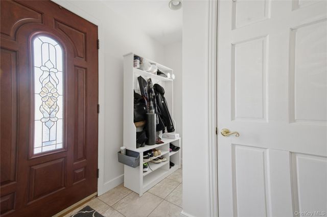 142 Jamaica Avenue, Medford, NY 11763