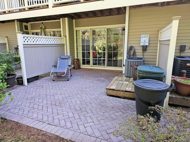 1404 Pondcrest Lane, White Plains, NY 10607