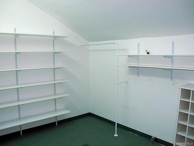 1404 Pondcrest Lane, White Plains, NY 10607