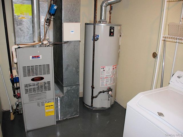 1404 Pondcrest Lane, White Plains, NY 10607