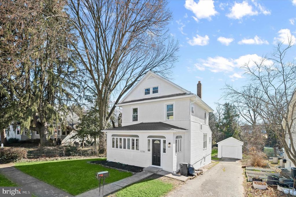 Image 1 of property listing at 1236 ELM RIDGE AVE, Baltimore, MD 21229