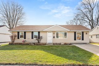 794 Farragut Avenue, Romeoville, IL 60446