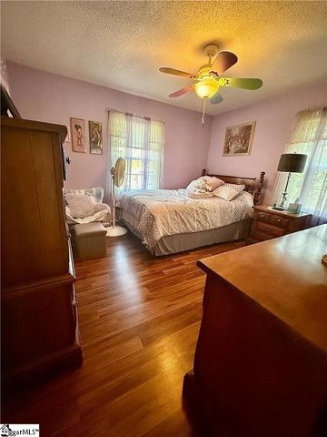 104 Laurel Lane, Seneca, SC 29678