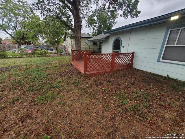 2607 W CRAIG PL, San Antonio, TX 78228