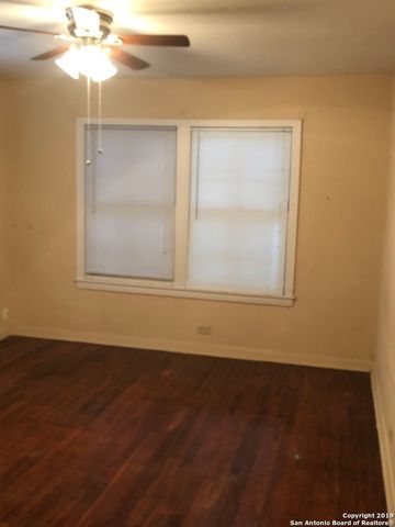 2607 W CRAIG PL, San Antonio, TX 78228
