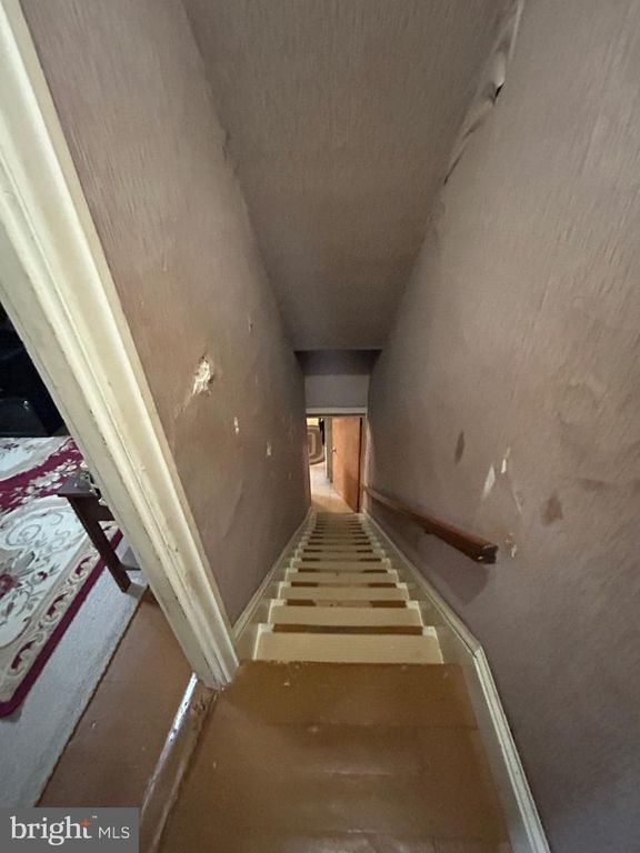 Image 17 of property listing at 734 N 2ND ST, Lykens, PA 17048