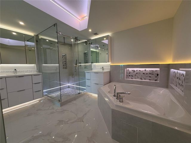 2641 N Flamingo Rd 2208N, Sunrise, FL 33323