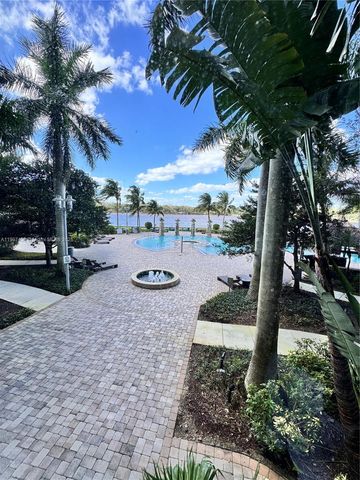 2641 N Flamingo Rd 2208N, Sunrise, FL 33323