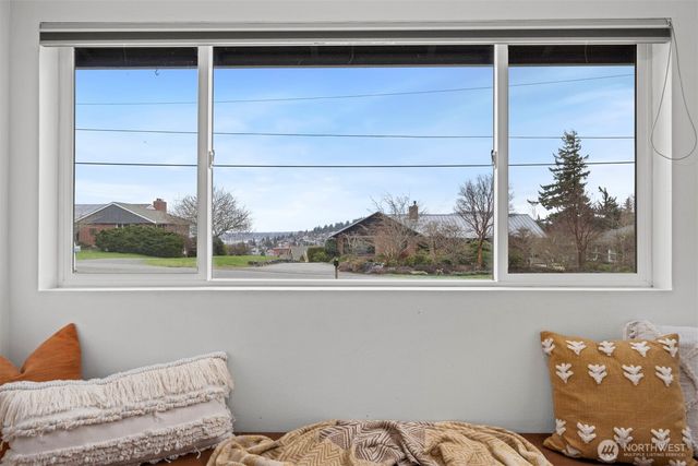 417 Park Ridge Road, Bellingham, WA 98225