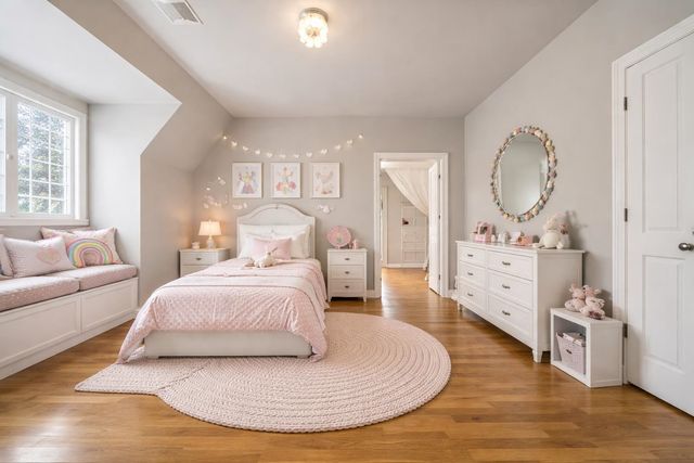 1994 W COTTAGE GLEN CIR, Germantown, TN 38138