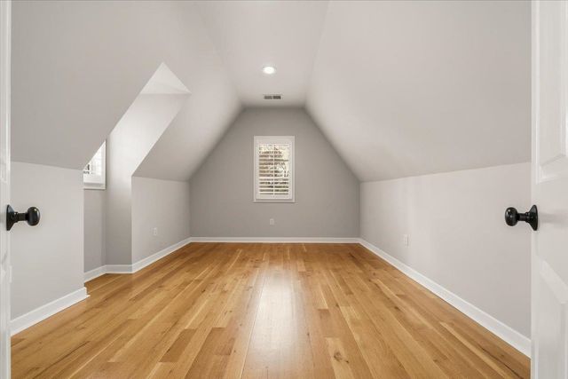 1994 W COTTAGE GLEN CIR, Germantown, TN 38138