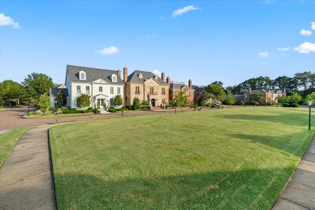 1994 W COTTAGE GLEN CIR, Germantown, TN 38138