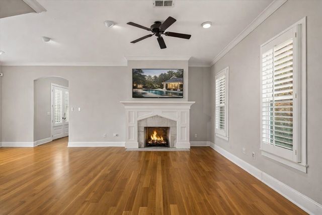 1994 W COTTAGE GLEN CIR, Germantown, TN 38138