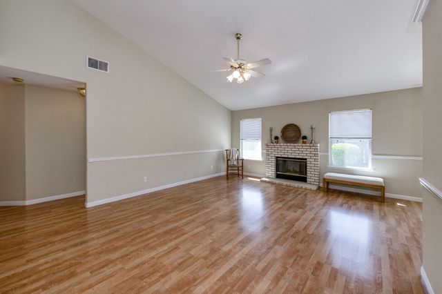 1757 E Revere Road, Fresno, CA 93720