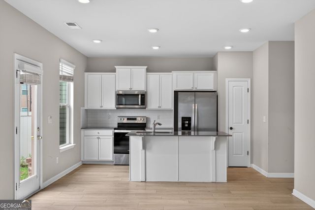 11967 Brightside Parkway, Hampton, GA 30228