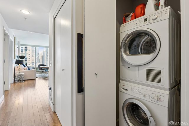 425 1st Street 1607, San Francisco, CA 94105