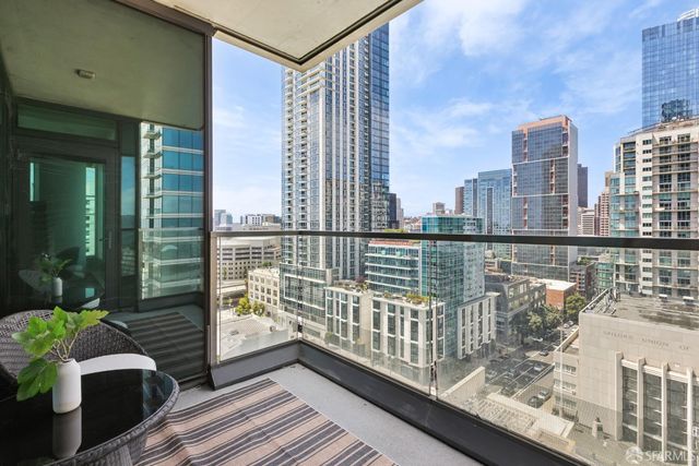 425 1st Street 1607, San Francisco, CA 94105