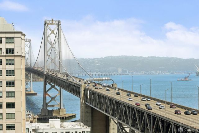 425 1st Street 1607, San Francisco, CA 94105
