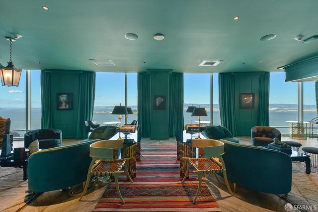 425 1st Street 1607, San Francisco, CA 94105