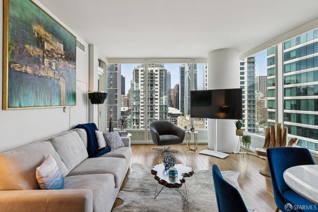 425 1st Street 1607, San Francisco, CA 94105