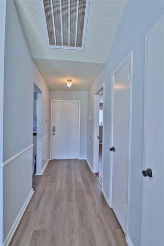 2706 S Brompton Drive, Pearland, TX 77584