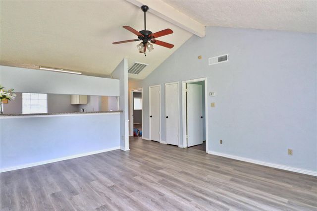 2706 S Brompton Drive, Pearland, TX 77584