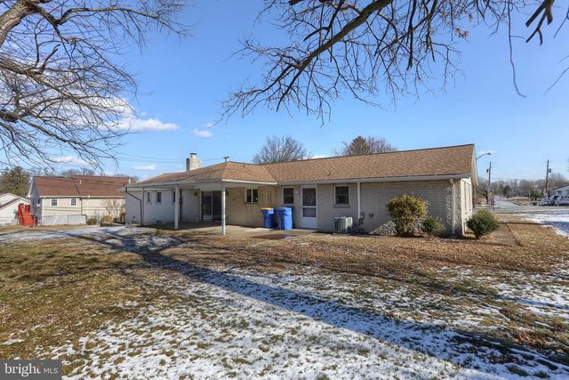 300 EDDINGTON AVE, Harrisburg, PA 17111