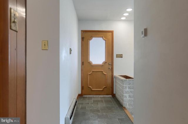 300 EDDINGTON AVE, Harrisburg, PA 17111