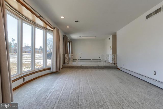 300 EDDINGTON AVE, Harrisburg, PA 17111