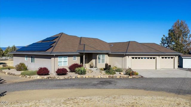7218 SW Onyx Road, Terrebonne, OR 97760