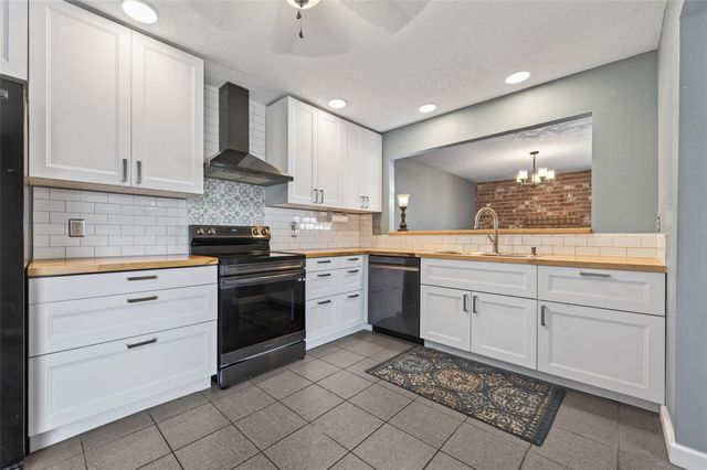 11603 Bonaparte Drive, Cypress, TX 77429