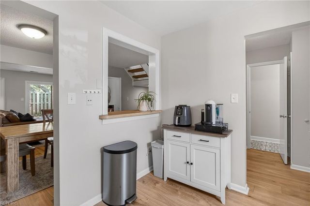 2104 Whispering Sands LN, Virginia Beach, VA 23455