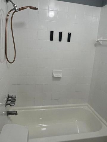 20 SW 108th Avenue F4, Sweetwater, FL 33174