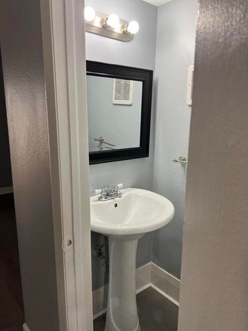 20 SW 108th Avenue F4, Sweetwater, FL 33174