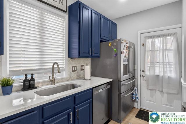 327 Congress Avenue, Other Pa Counties, PA 19050