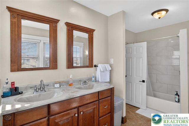 327 Congress Avenue, Other Pa Counties, PA 19050