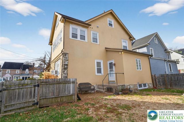 327 Congress Avenue, Other Pa Counties, PA 19050