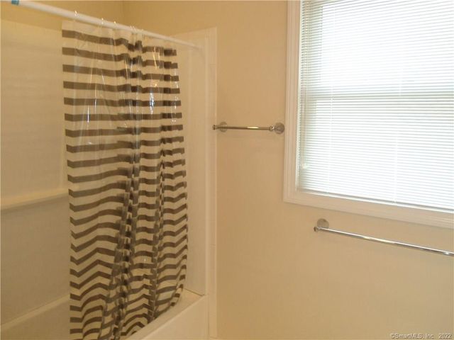 3 Willow Street, Milford, CT 06460