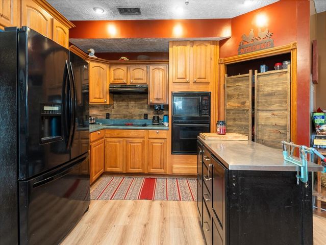 37 Highway 34 Highway, Raleigh, IL 62977