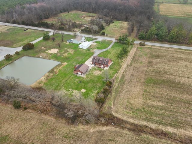 37 Highway 34 Highway, Raleigh, IL 62977