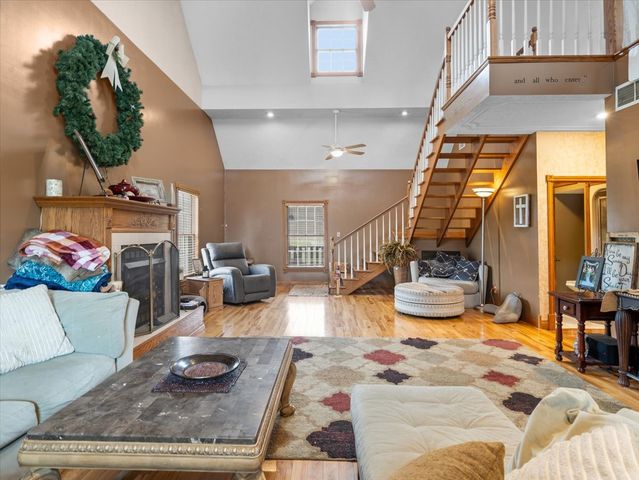 37 Highway 34 Highway, Raleigh, IL 62977