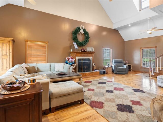 37 Highway 34 Highway, Raleigh, IL 62977