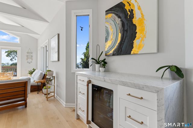 16 Whalers Point 16, East Haven, CT 06512