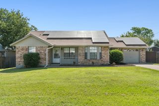 1105 Snowberry Street, Keene, TX 76031