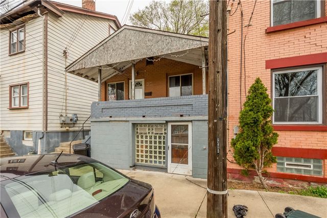63 Lawn St, Oakland, PA 15213